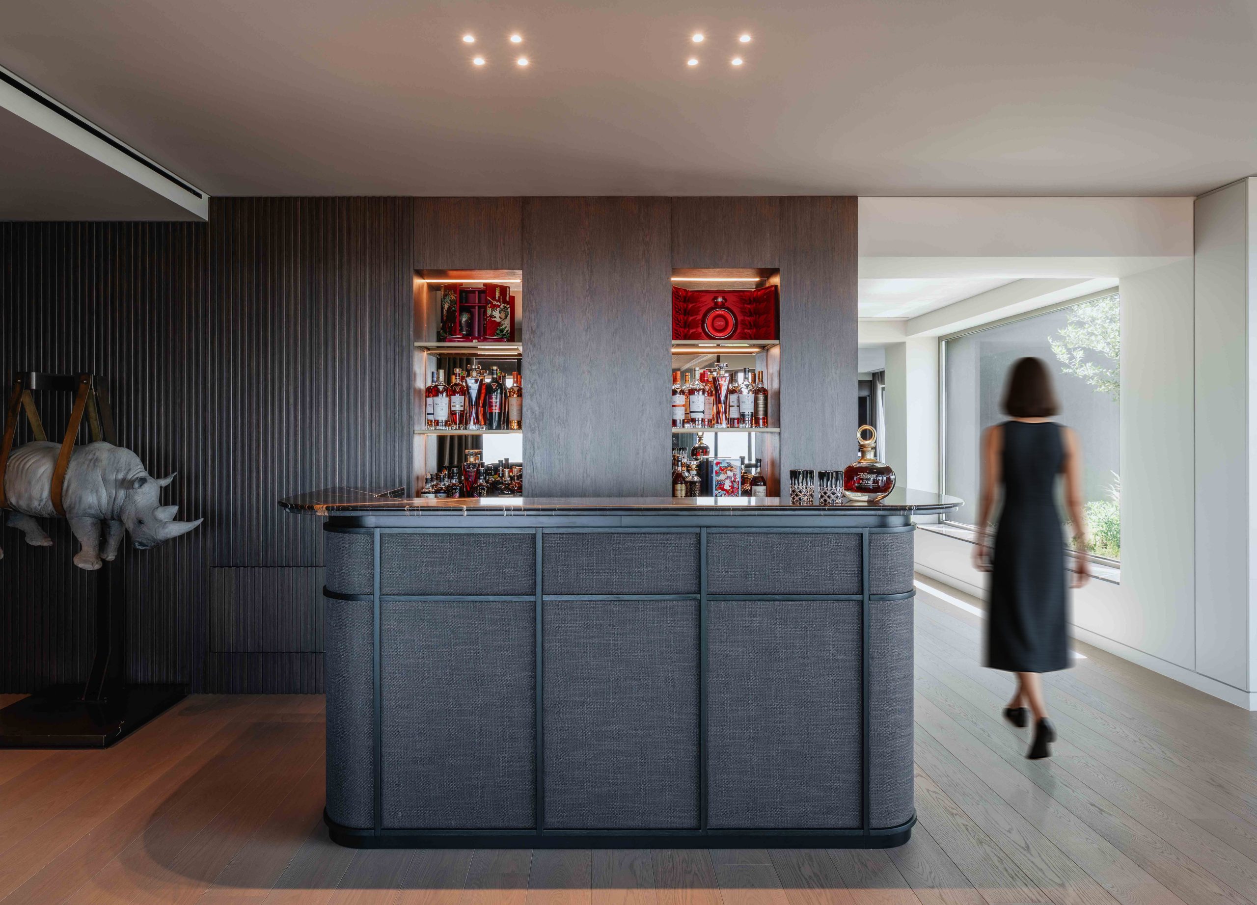 Why Modern Penthouse Design Embraces Minimalism