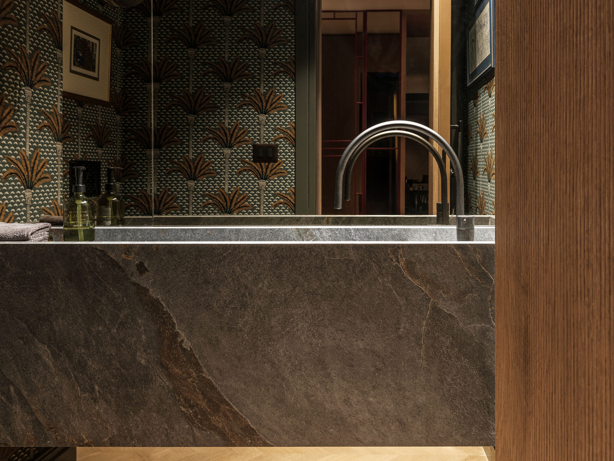 Maison Oliva | Redefining Retro Elegance